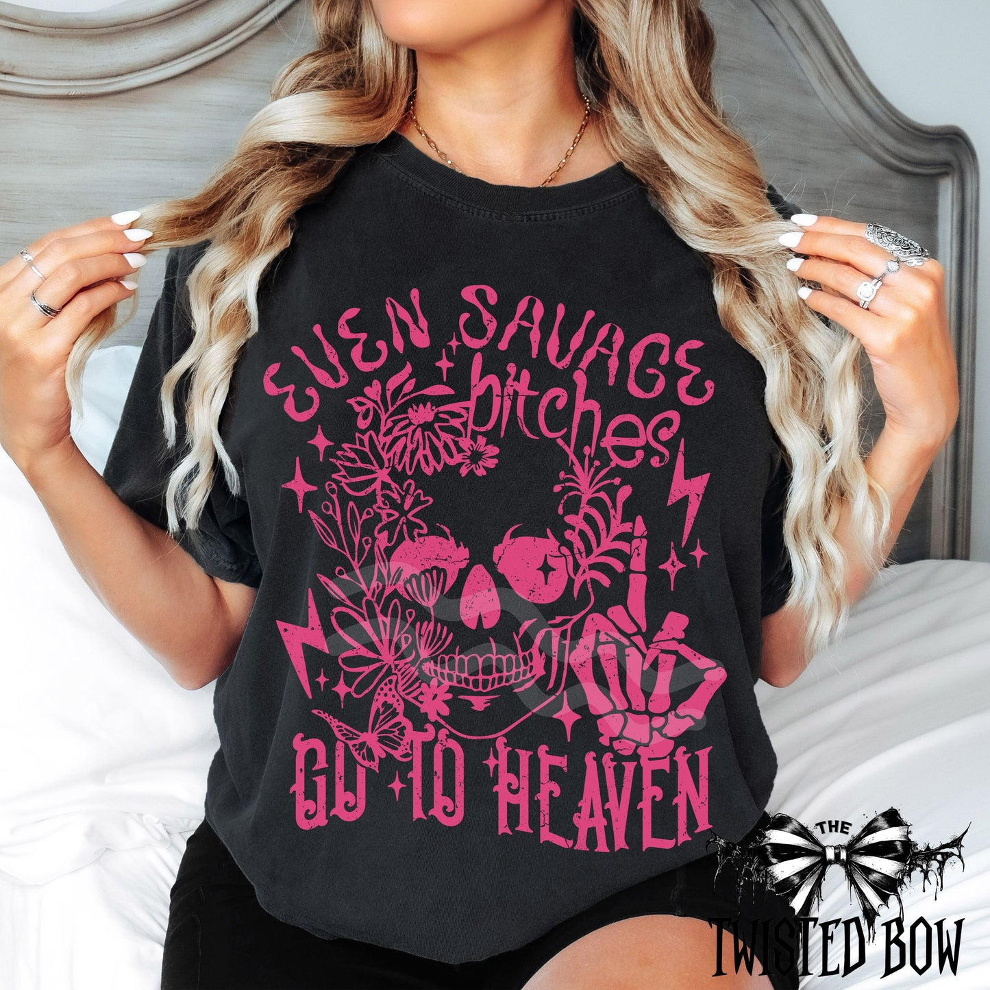 Savage Bitches Skull Shirt | Vintage Washed Tee