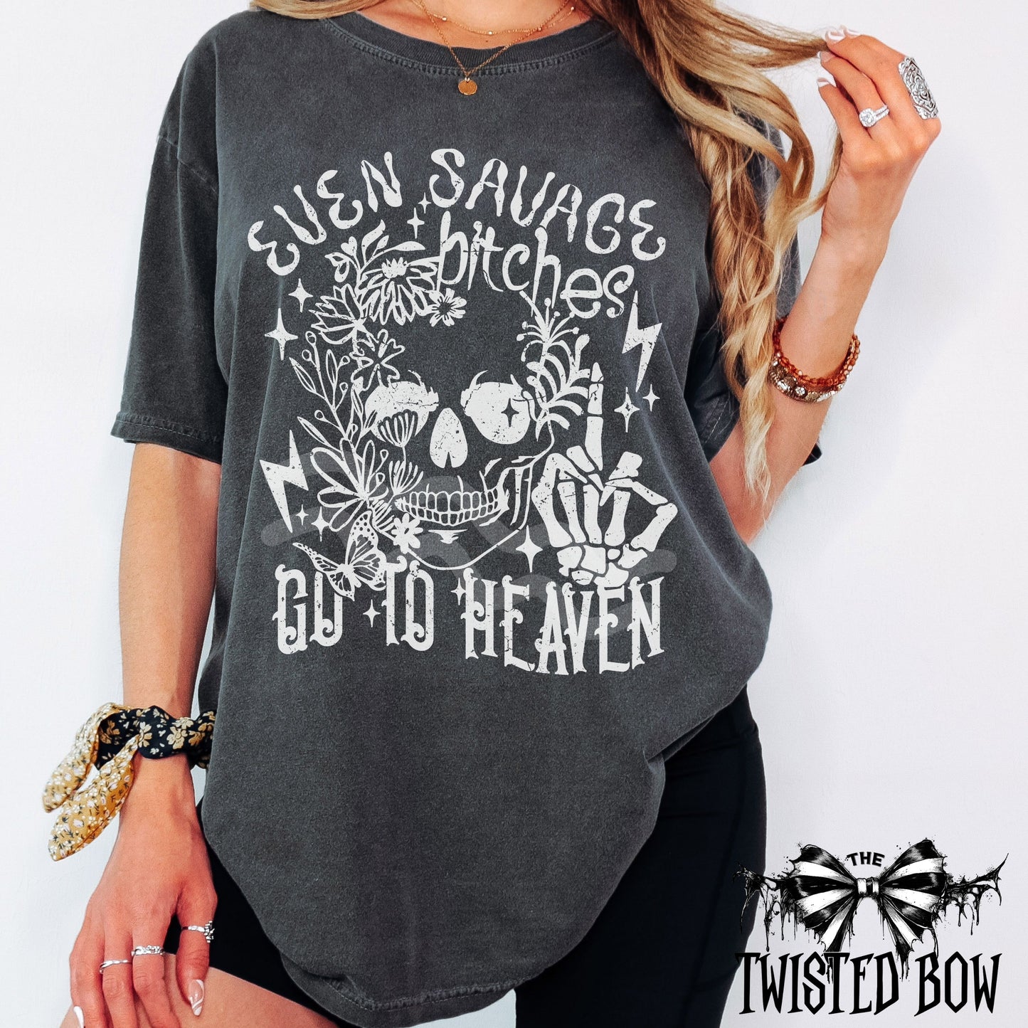 Savage Bitches Skull Shirt | Vintage Washed Tee